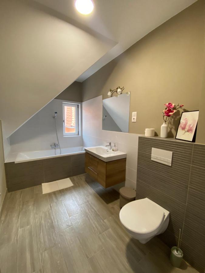 Fenyo Apartman House I Одорхею-Секуєск Екстер'єр фото