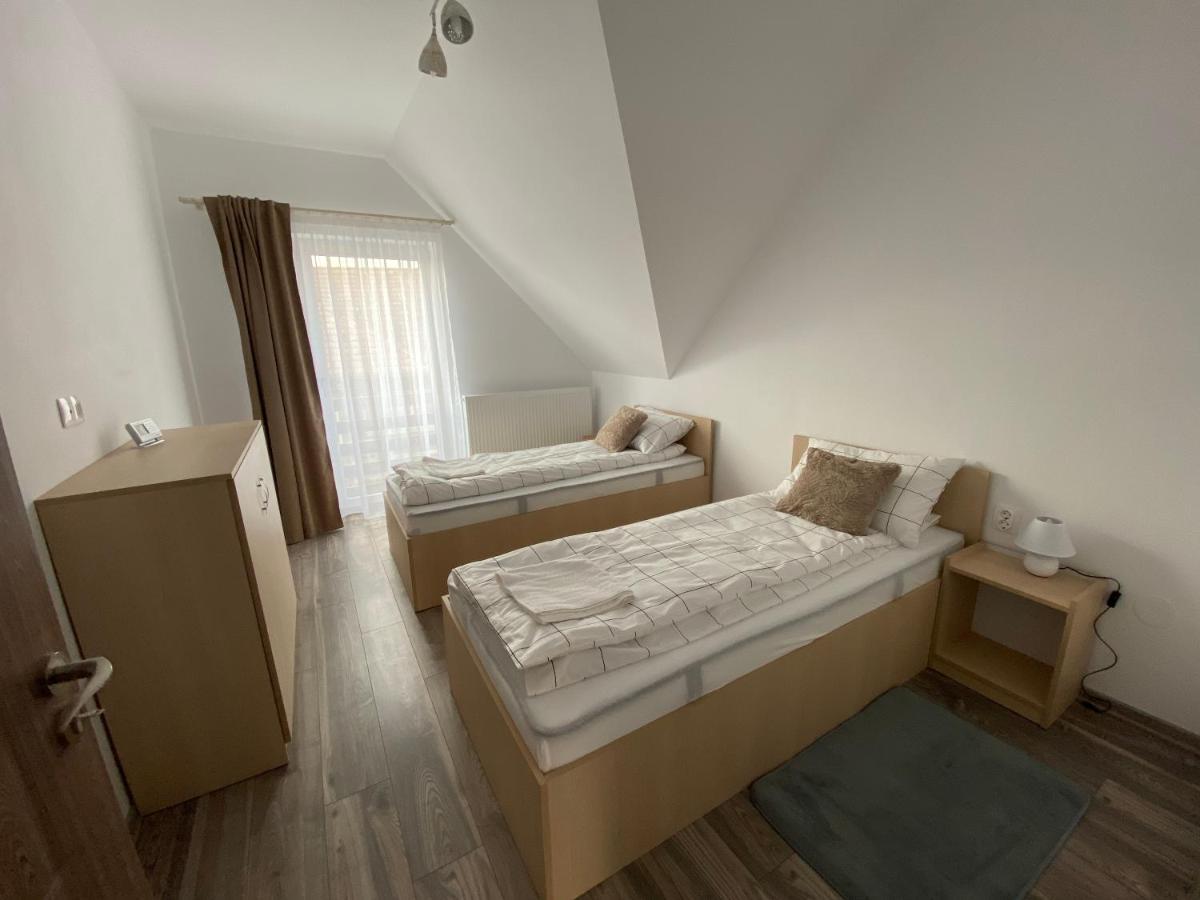 Fenyo Apartman House I Одорхею-Секуєск Екстер'єр фото