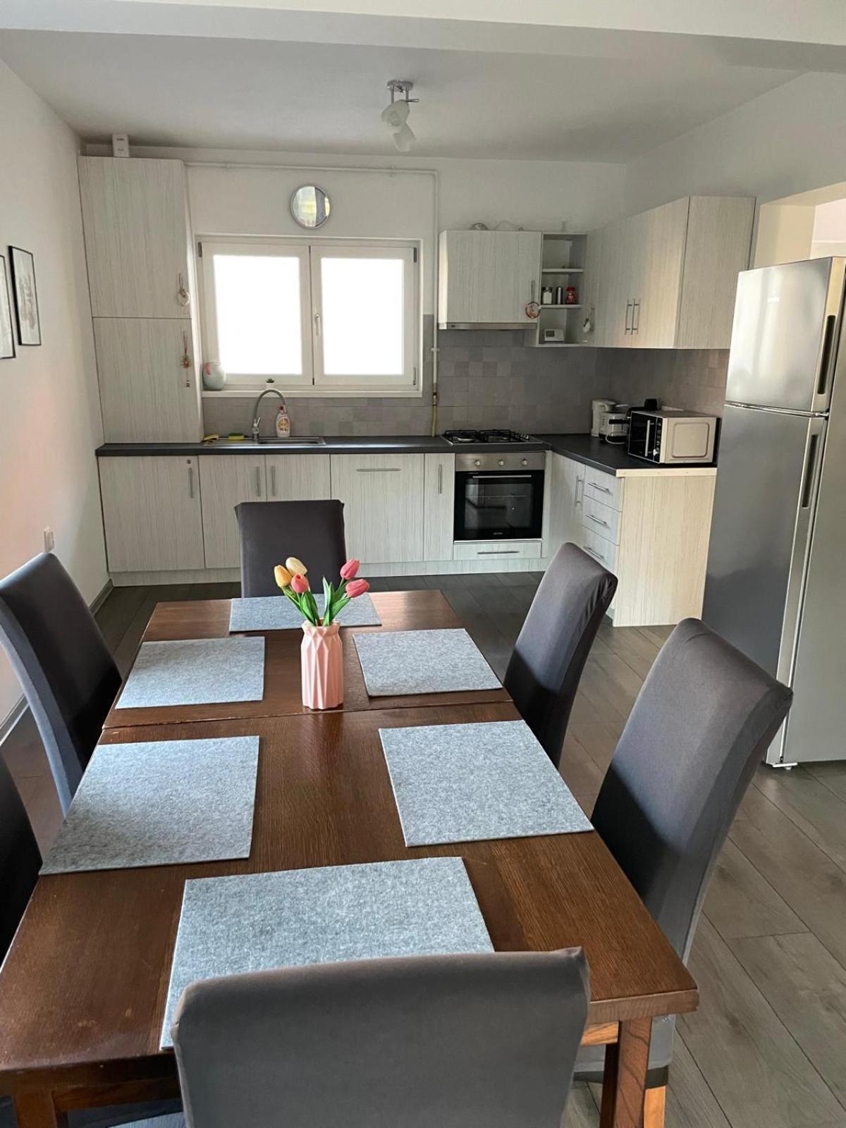 Fenyo Apartman House I Одорхею-Секуєск Екстер'єр фото